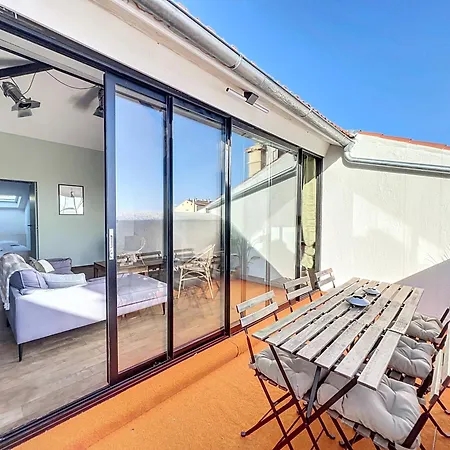 140m2 Terrasse Avec Vue, 3 Chambres, Centre-ville Апартаменты